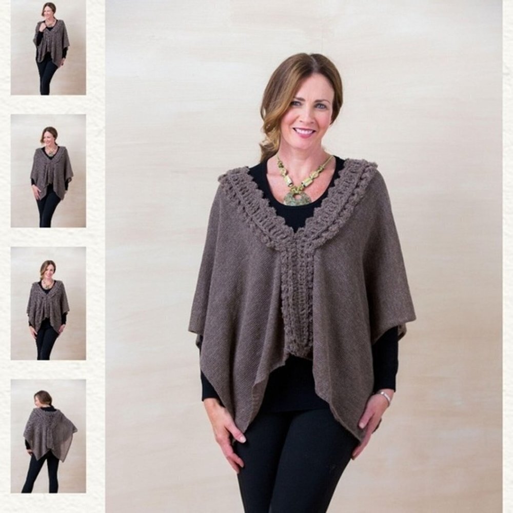 Nwt Simply Natural Simona brown 109% baby alpaca poncho Sz O/S